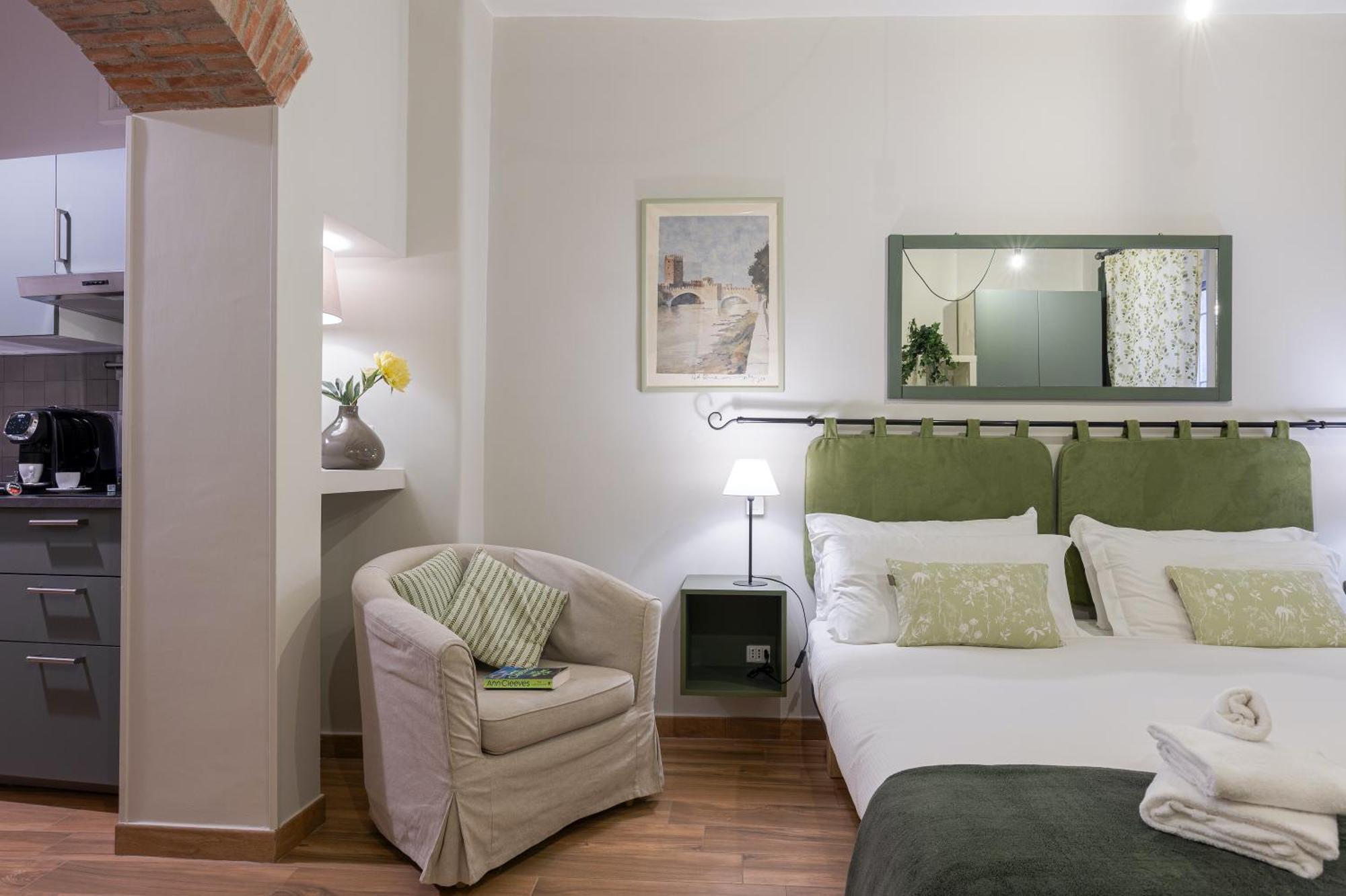 Rome As You Feel - Piazza Dei Satiri Apartments Ngoại thất bức ảnh