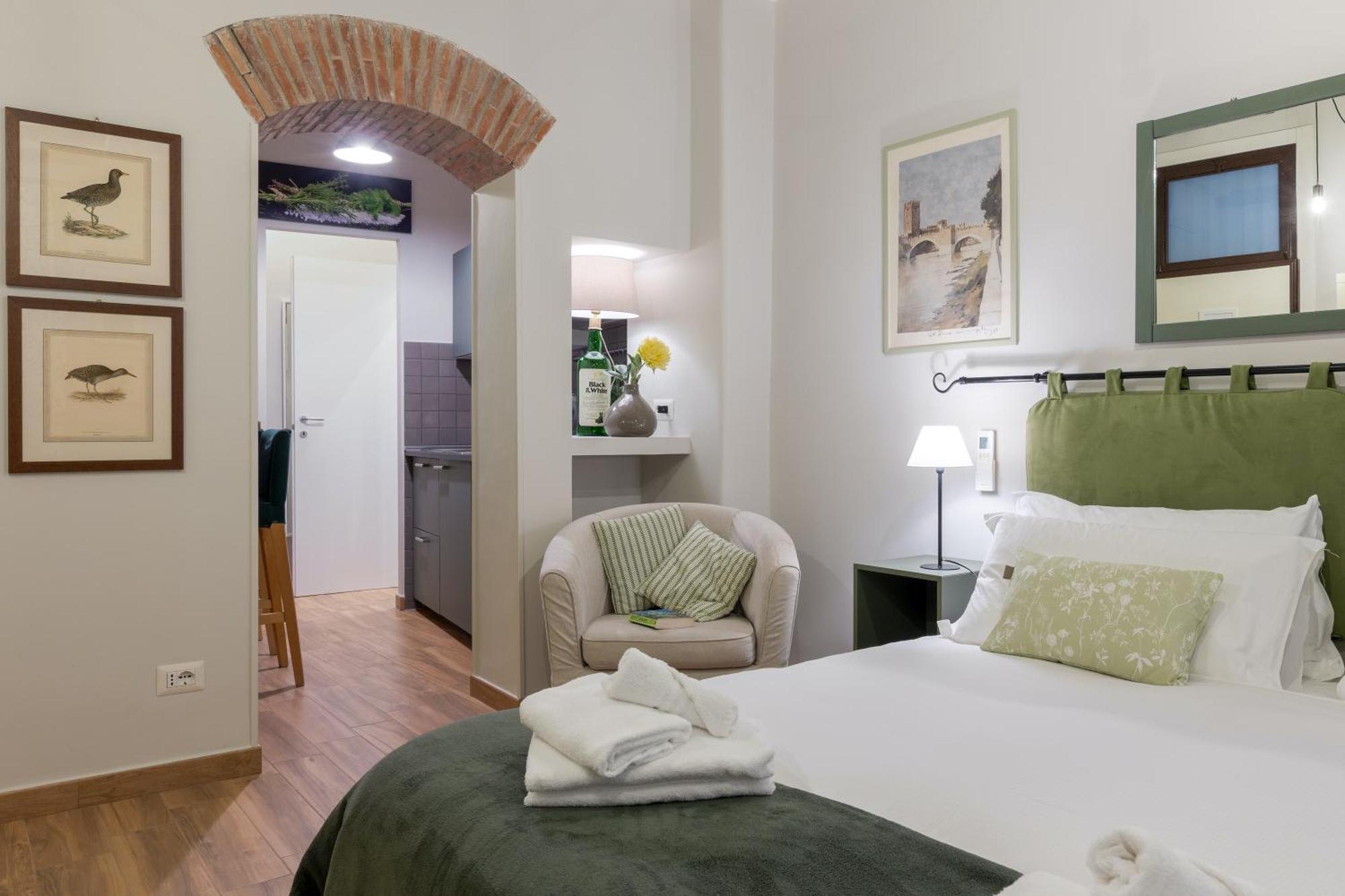 Rome As You Feel - Piazza Dei Satiri Apartments Ngoại thất bức ảnh