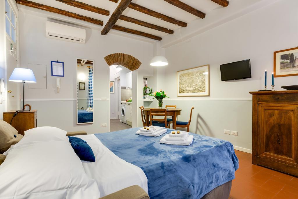Rome As You Feel - Piazza Dei Satiri Apartments Ngoại thất bức ảnh