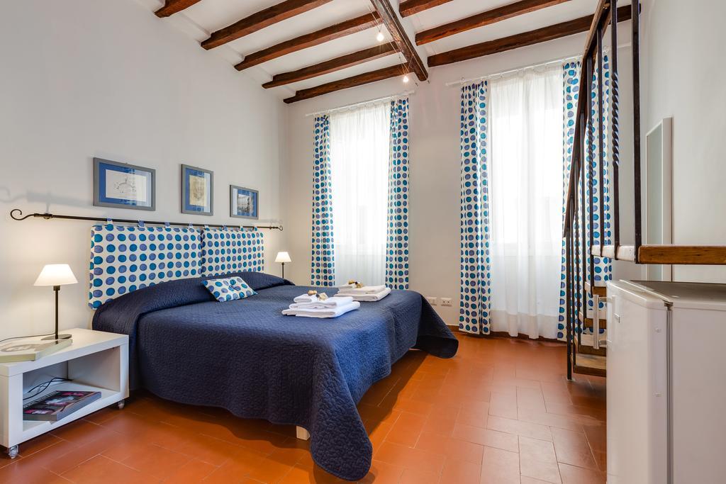 Rome As You Feel - Piazza Dei Satiri Apartments Ngoại thất bức ảnh